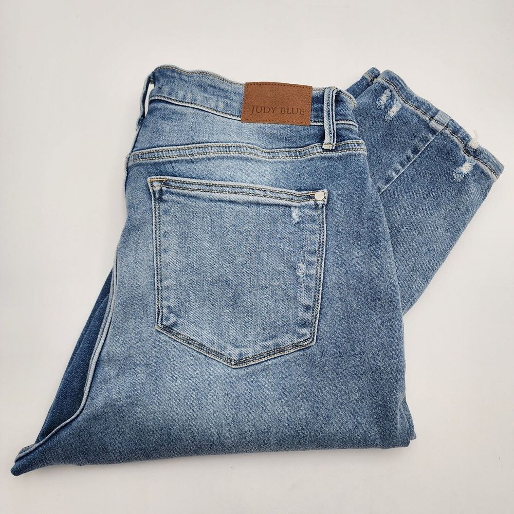 Judy Blue Jeans Womens Size 16W Blue‎ Denim Pants Slim Fit Distressed Casual